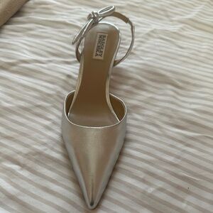 Badgley Mischka Gentry slingbacks